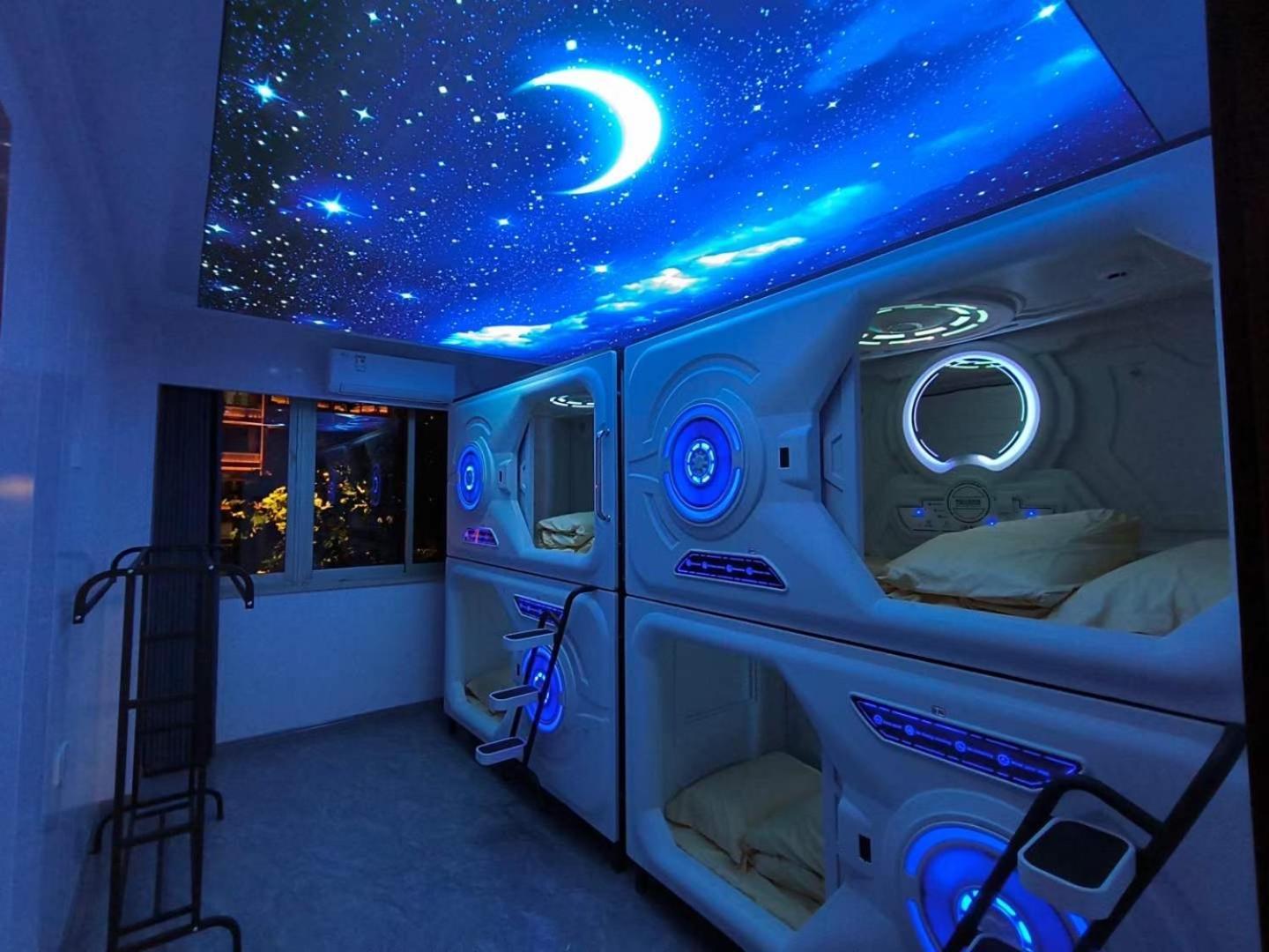 Air Hostel Capsules Airport غافا المظهر الخارجي الصورة